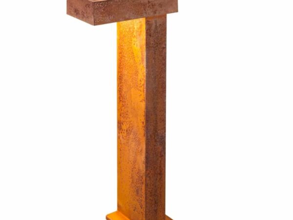 RUSTY Pathlight 70 LED Pole